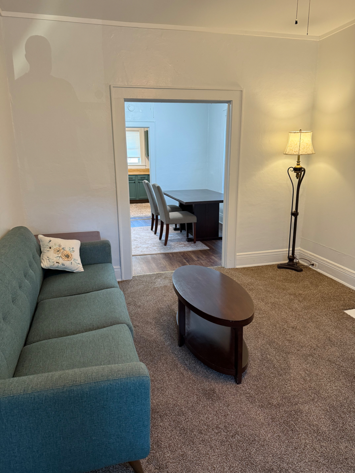 2 Bedroom & 1 Bath - Complete Renovation (5219) - Photo 2