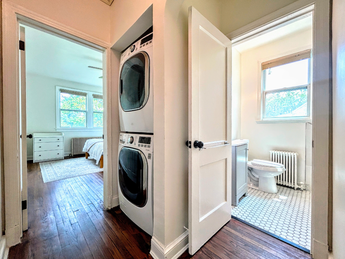 Large 2 Bedroom Apartment - Photo 5