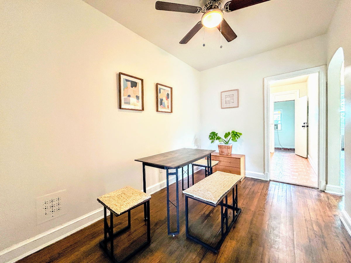 Large 2 Bedroom Apartment - Photo 3