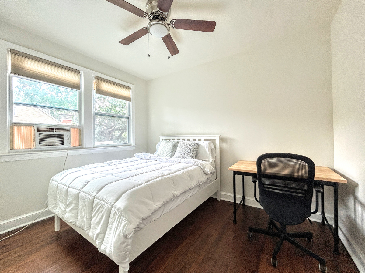 Large 2 Bedroom Apartment - Photo 7