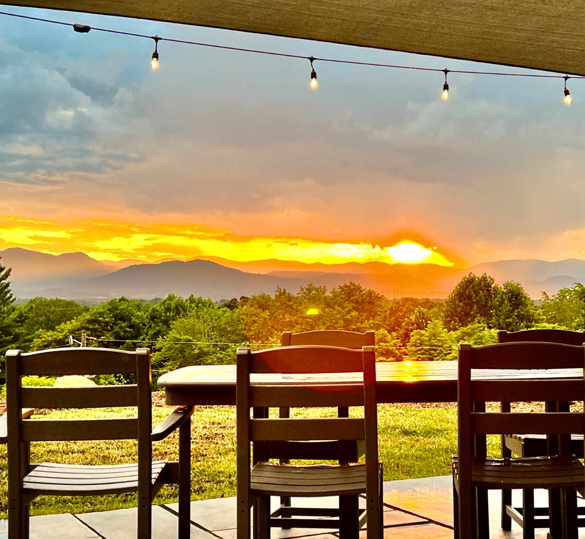 Sunrise & Sunset Views - Hot Tub - Fire Pit - Quiet - Convenient - Photo 6
