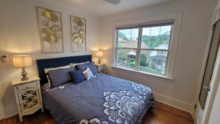 Brookline Bungalow - Photo 10