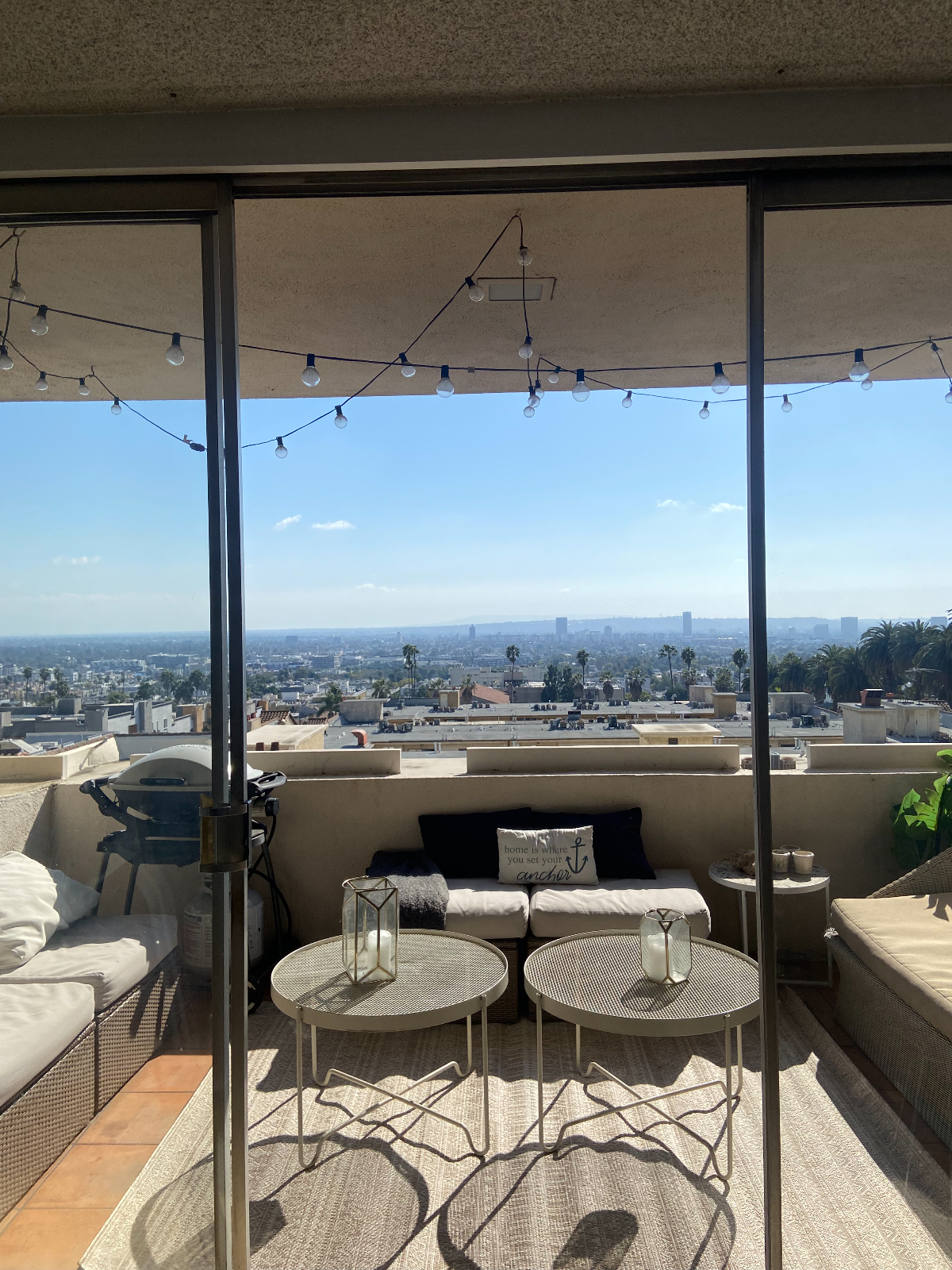 Vintage Runyon Hollywood Penthouse w/Panoramic Views - Photo 4
