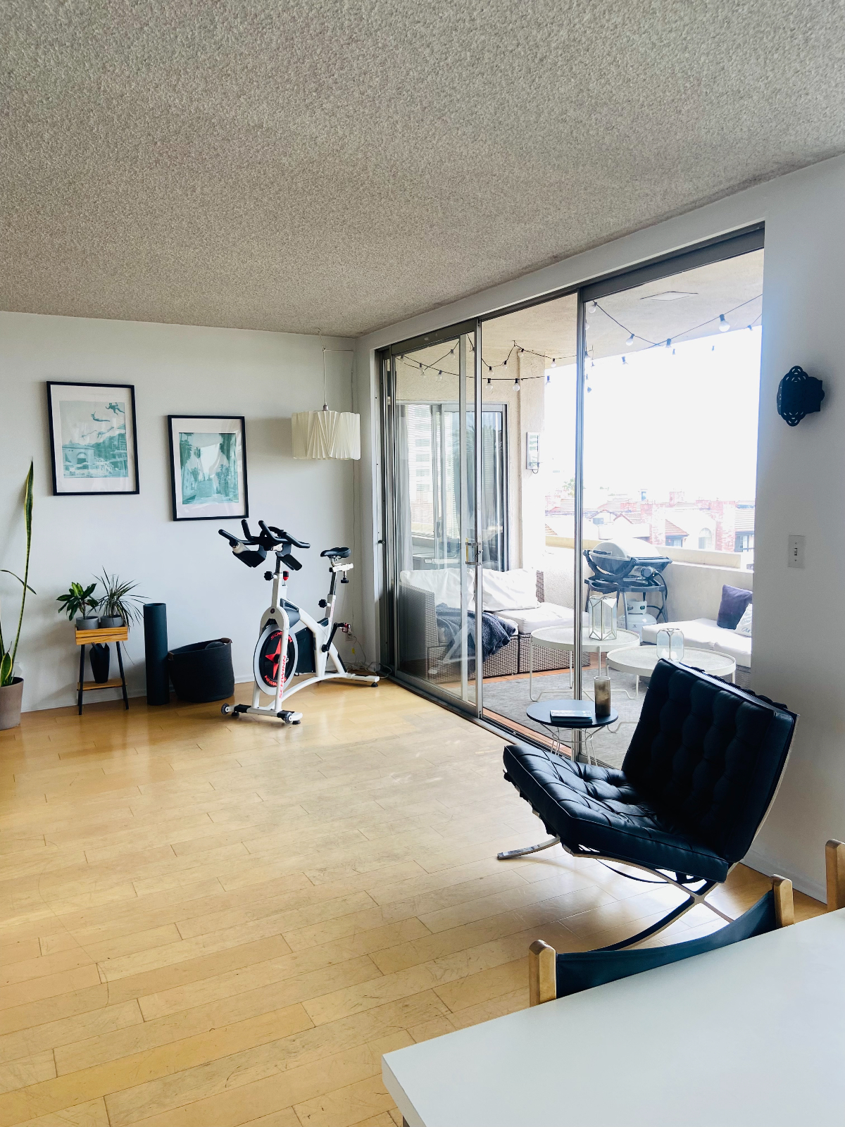 Vintage Runyon Hollywood Penthouse w/Panoramic Views - Photo 6