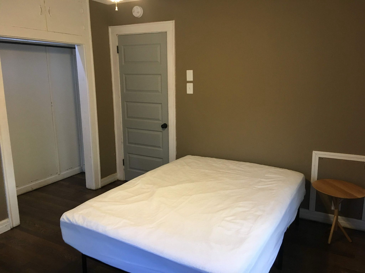 Modern Suite with Ensuite Bath - Prime Location - Photo 1