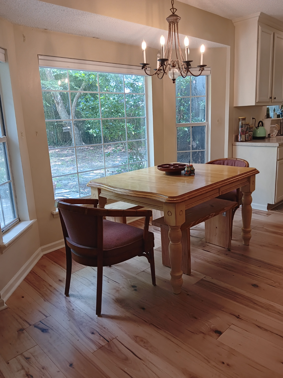Quiet, great location - Photo 5