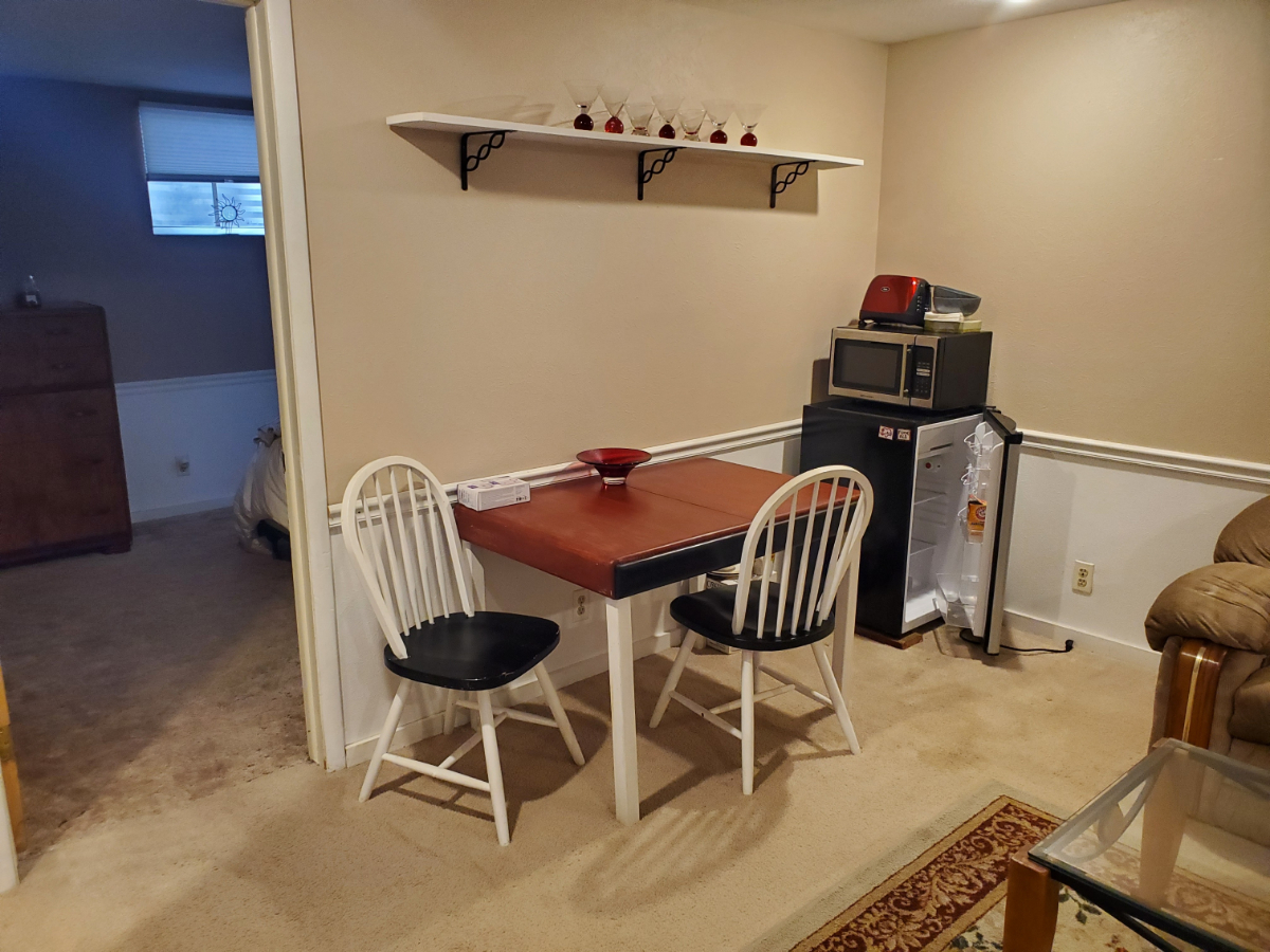 Beautiful Furnished Basement Apartment with All Amenities in Prime Denver Location - Photo 7