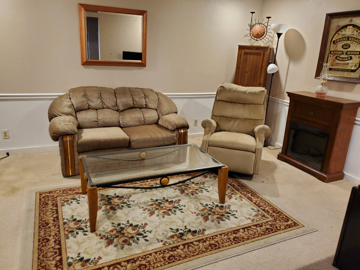 Beautiful Furnished Basement Apartment with All Amenities in Prime Denver Location