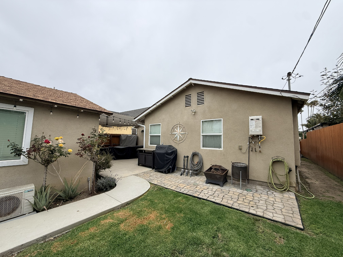 Fresh Midtown Ventura Private Cottage - Photo 2