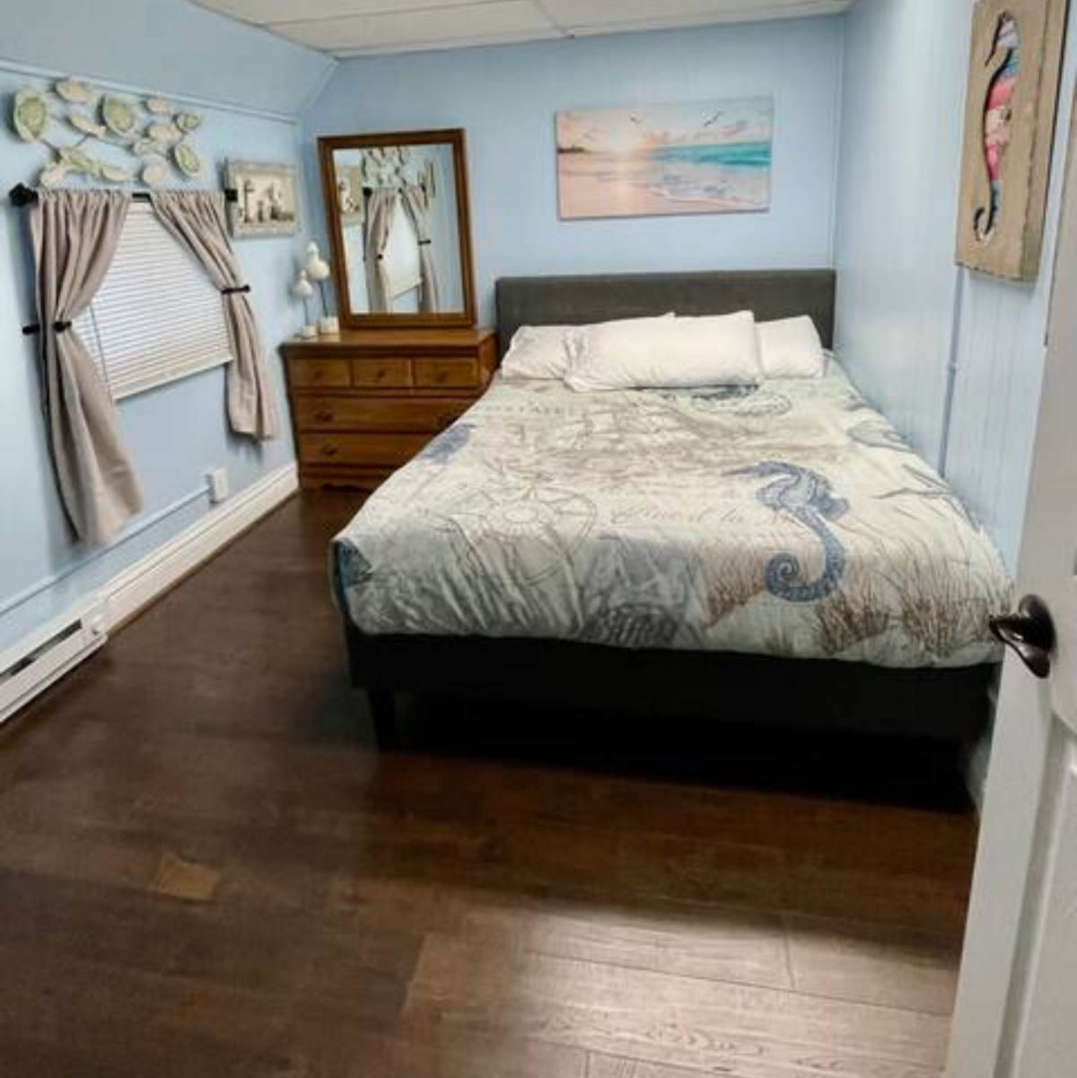 Downstairs - Photo 3