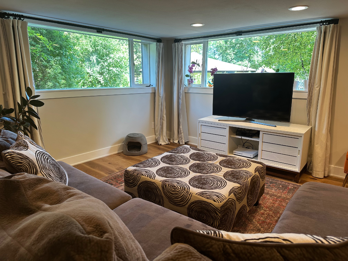 Private Room in Mid-Century Modern Wauwatosa Home - Photo 5