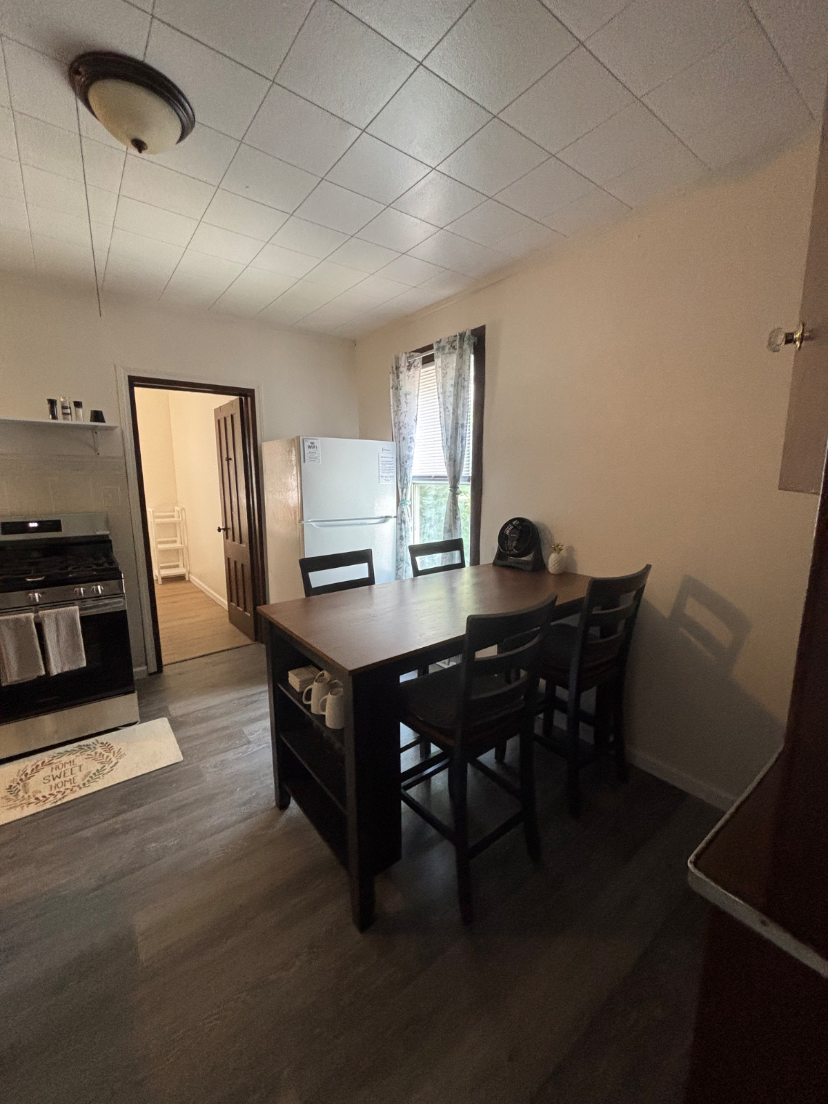 2 Bedroom - Photo 5
