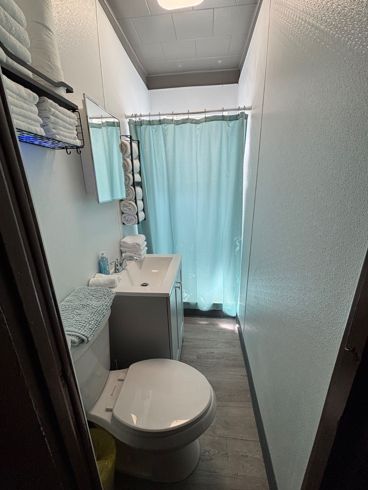 2 Bedroom - Photo 10