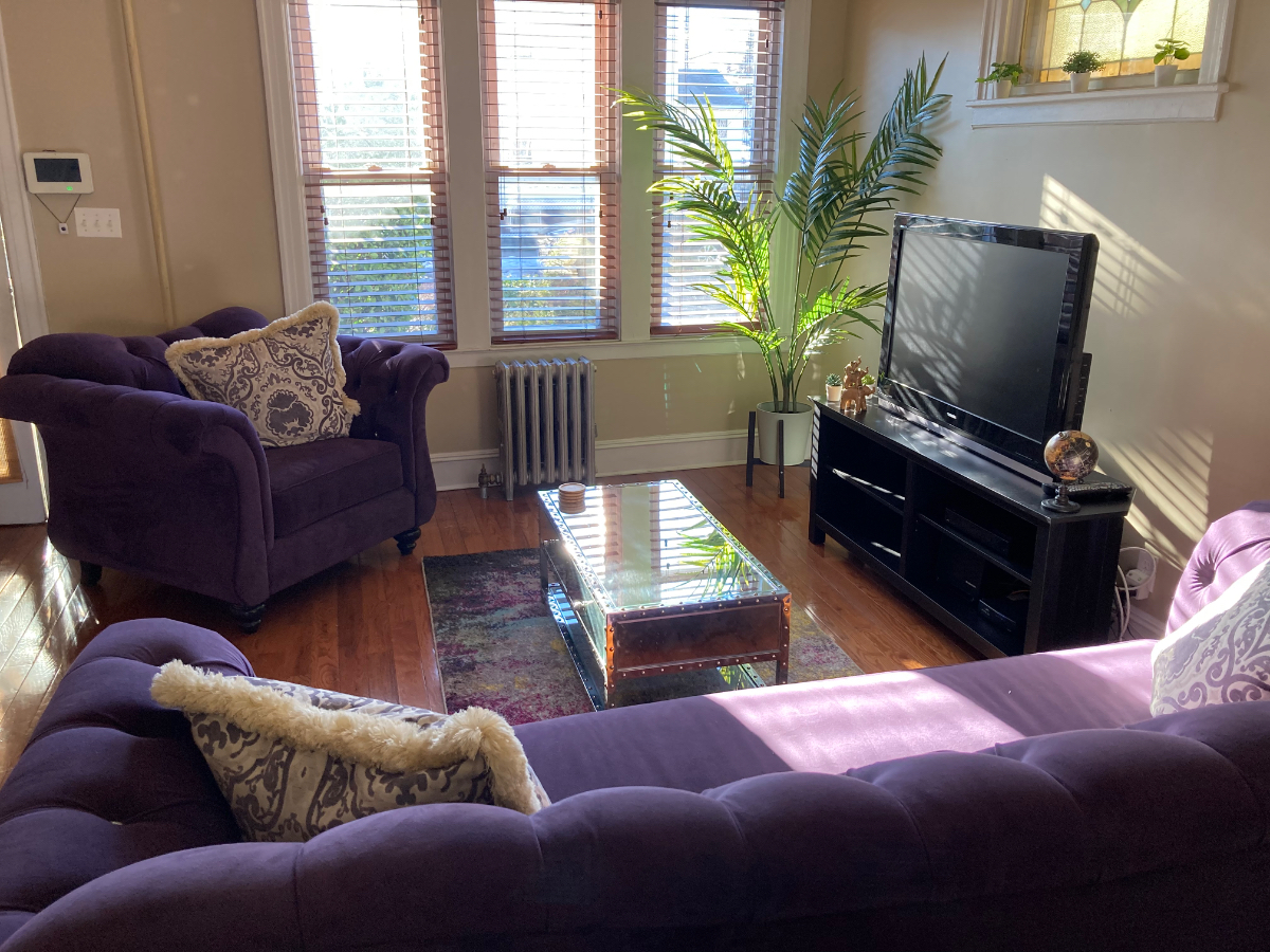 Cozy and Quiet - Photo 2