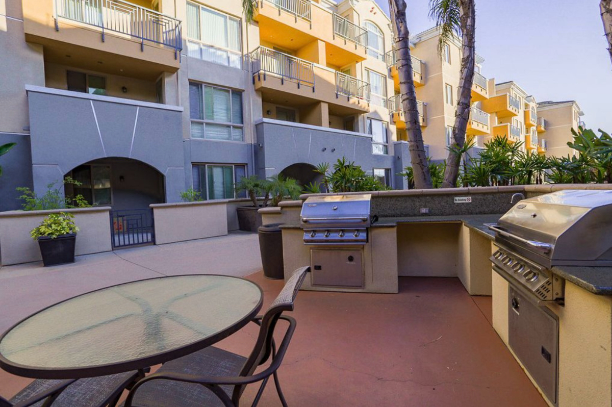 Gated Luxury Top Floor End Unit 2B1B Elevator Condo In Carmel Valley San Diego, next to Del Mar Highlands Town Center - Photo 5