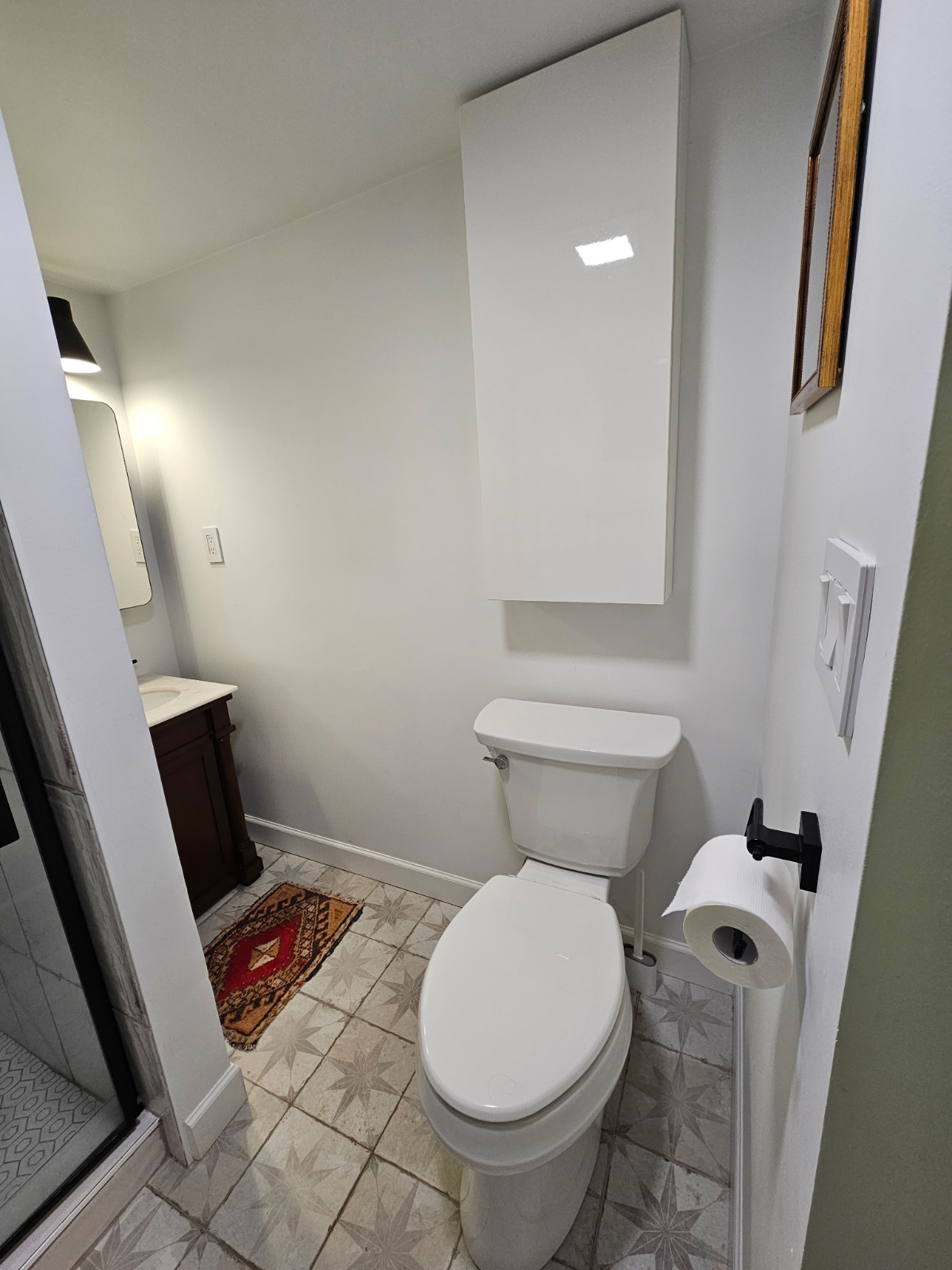 Newly renovated 1-BR English Basement - Photo 5