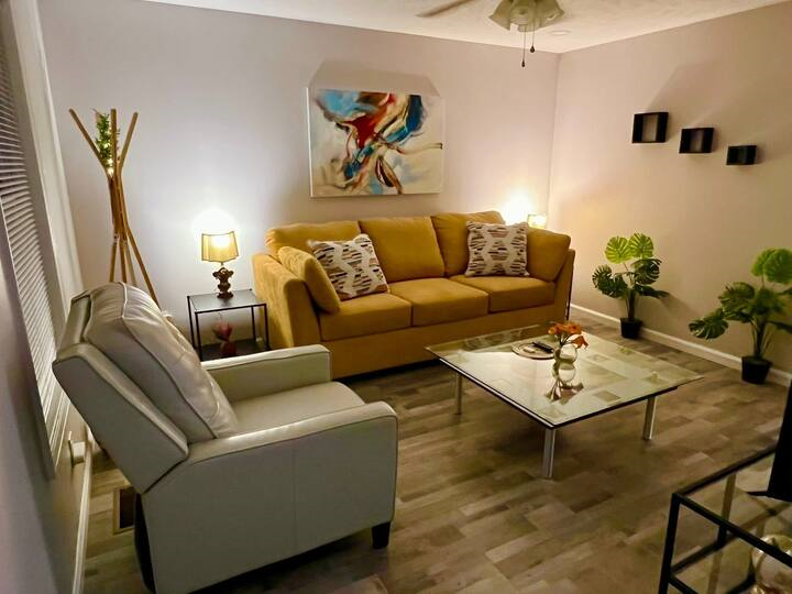 The Natri'el - King Bed - Patio Dinning - Photo 5