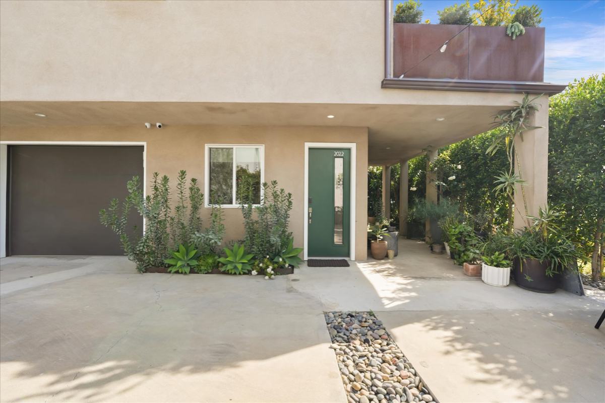 Modern ADU in Vibrant Mid-City LA - Photo 2