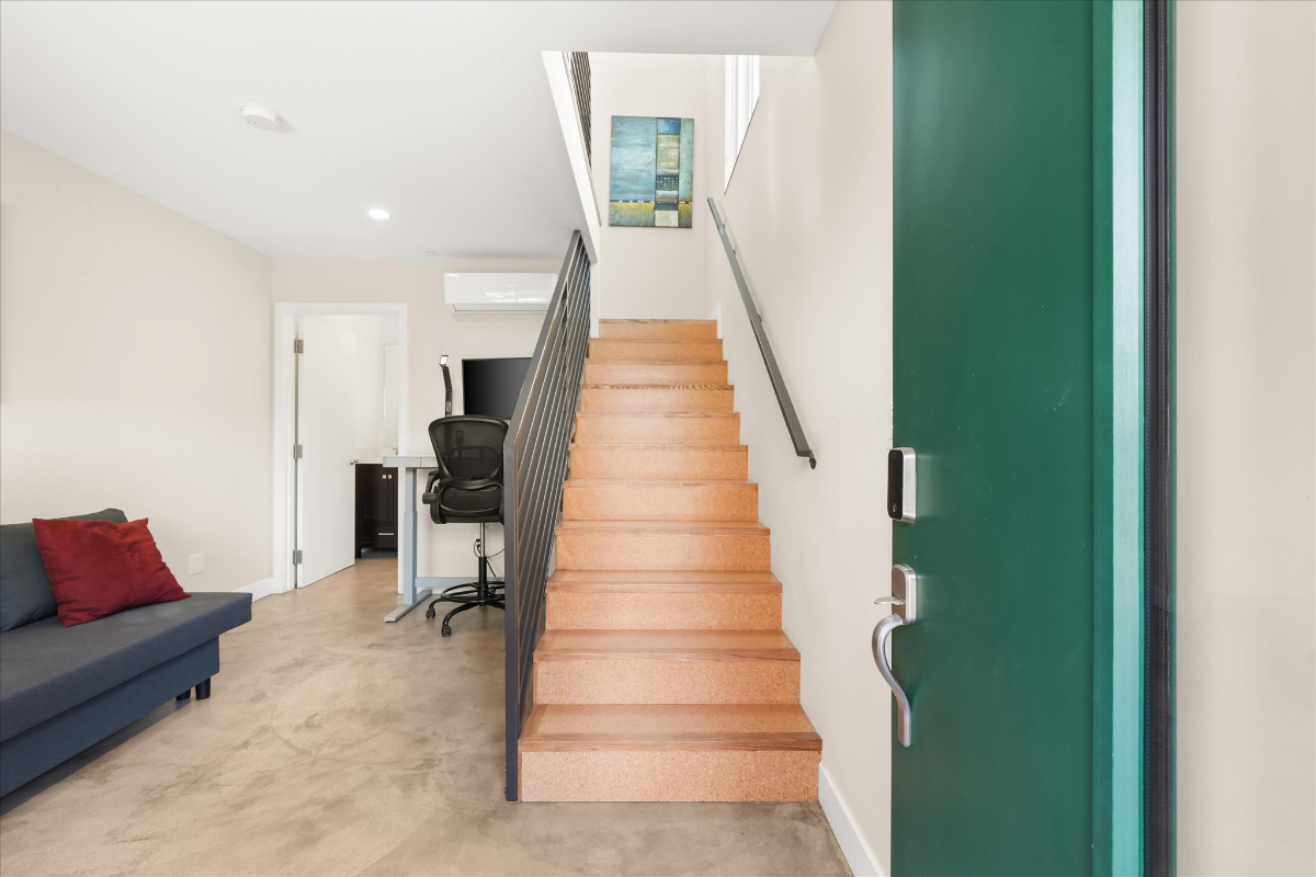 Modern ADU in Vibrant Mid-City LA - Photo 5