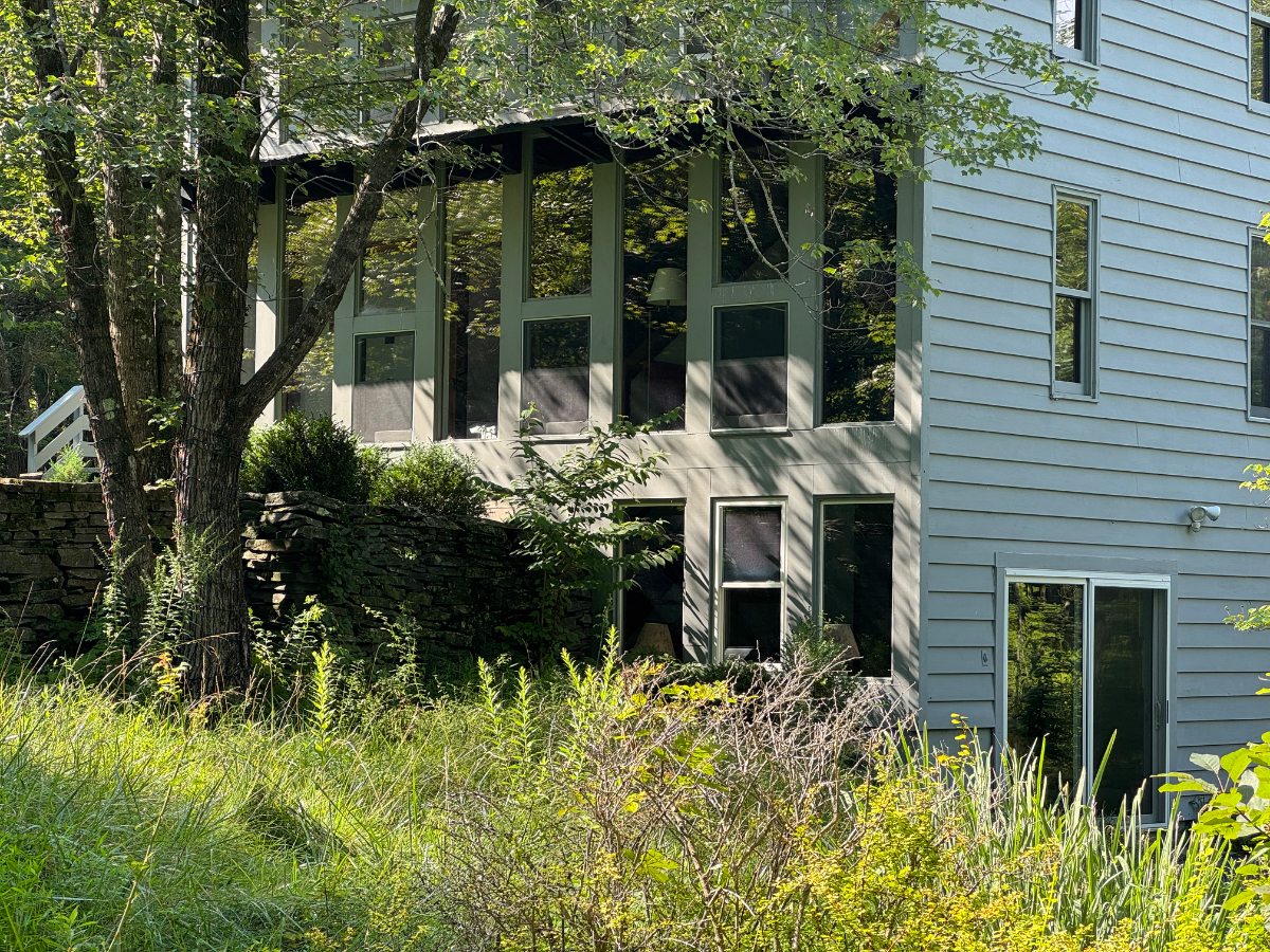 Private Wooded Modern Lakeside Home near Rhinebeck - Photo 4