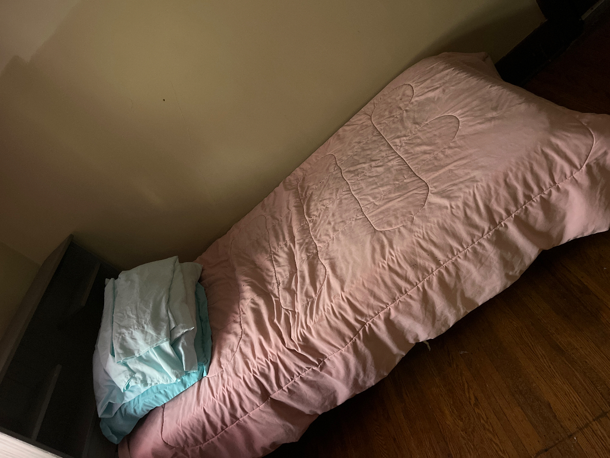 All Utilities Included Quiet, Fully Furnished Room Near Hospitals - Photo 3