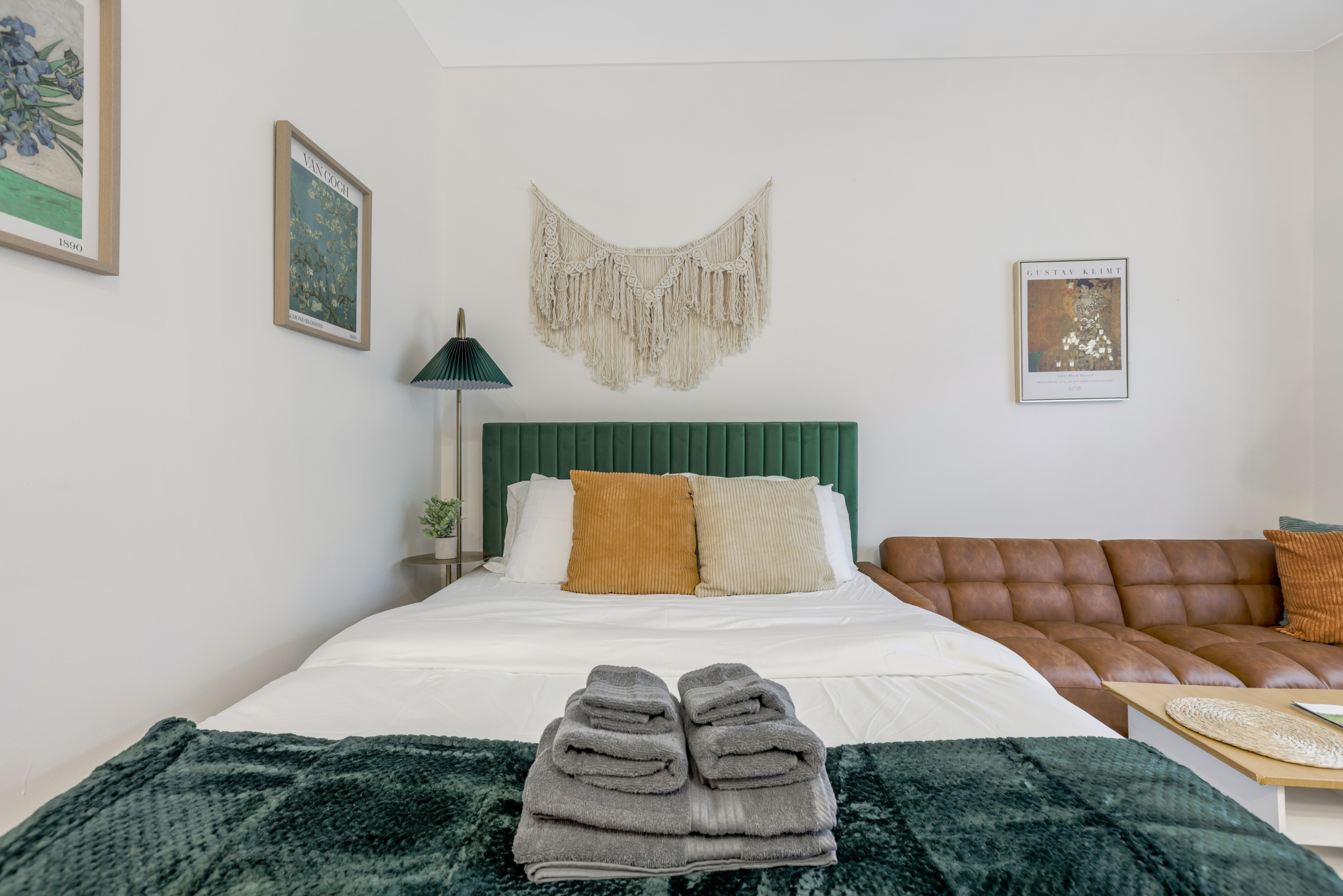 Furnished Venice Beach Living - Steps to the Ocean - Photo 5