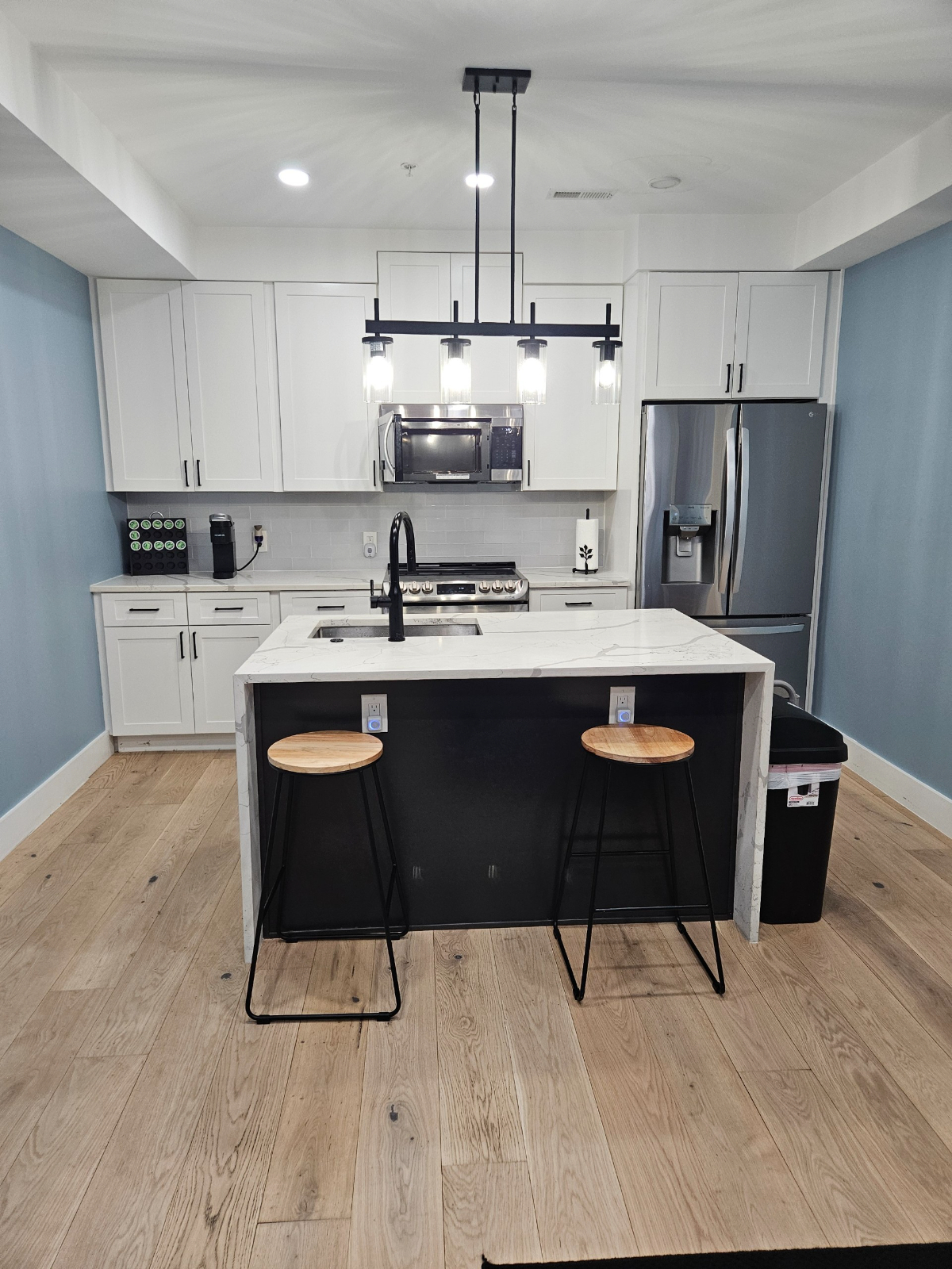 Move-In Ready DC Condo - Fully Furnished and Flexible Lease - Photo 3