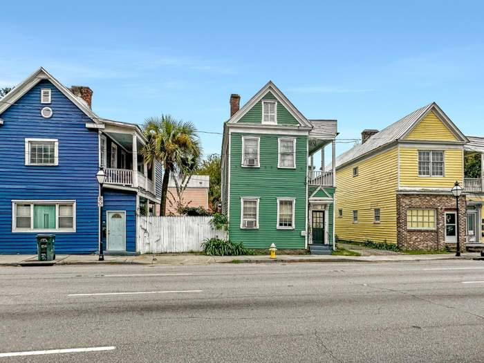 Cozy Charleston charm with furnished rooms - Photo 10