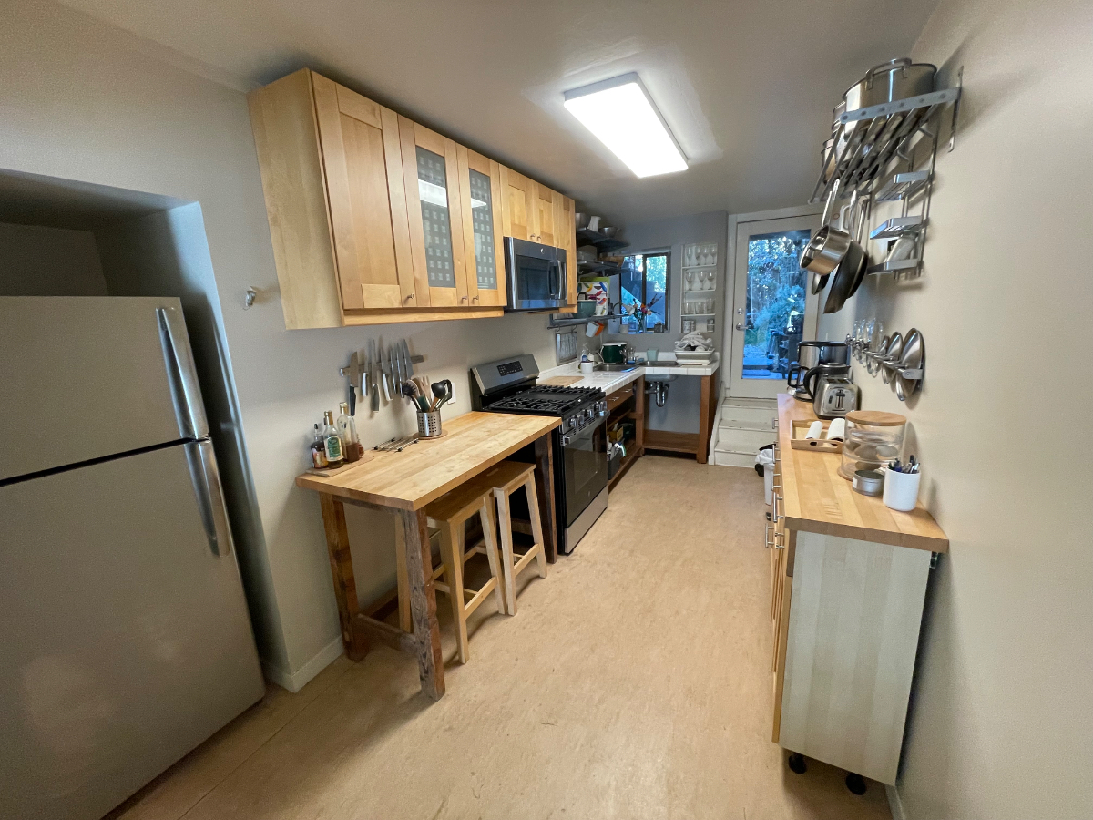 Comfortable & Convenient Bernal Two-bedroom - Photo 6