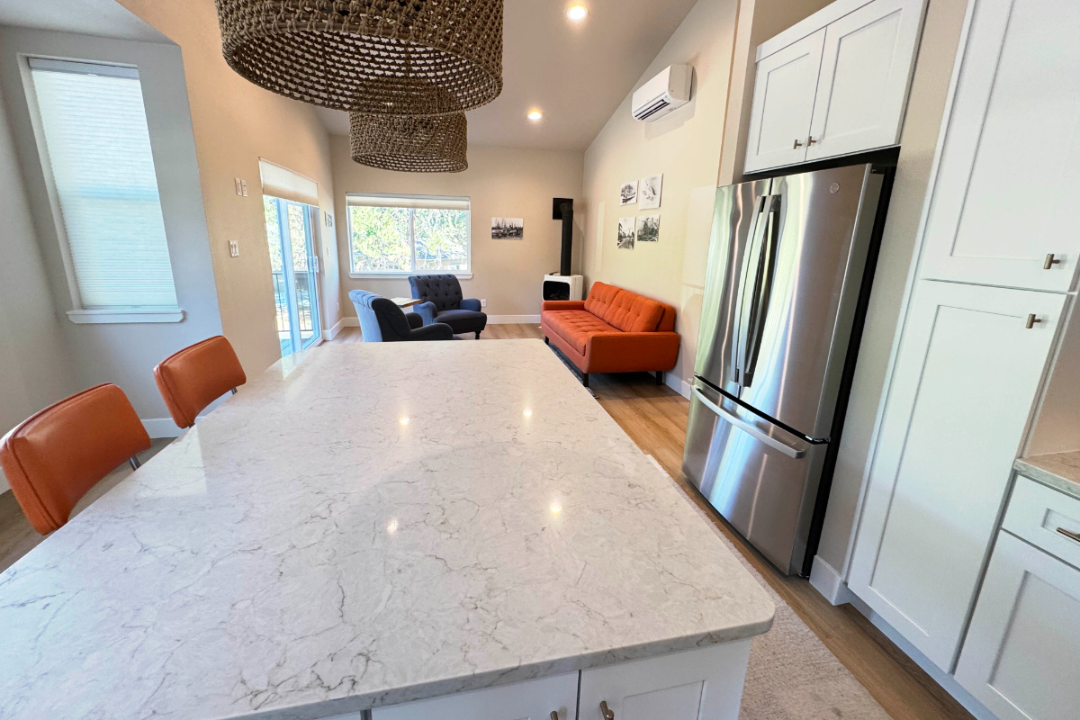 Private Apartment Walkable to River and Downtown - Photo 4