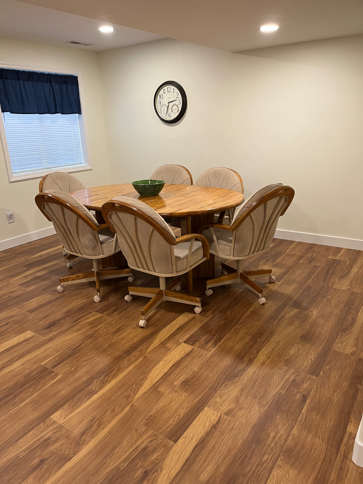 Furnished Apartment in Gillette Wyoming - Photo 3