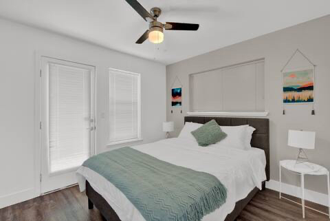 Modern home located near downtown. - Photo 2