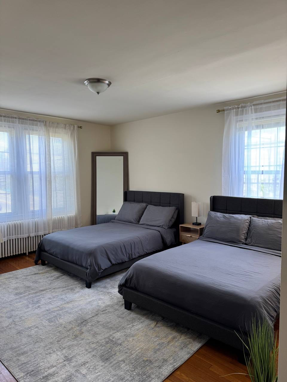 Near Metro Fully Furnished 2 Bed / 1 Bath Apartment Washington, DC - Photo 3