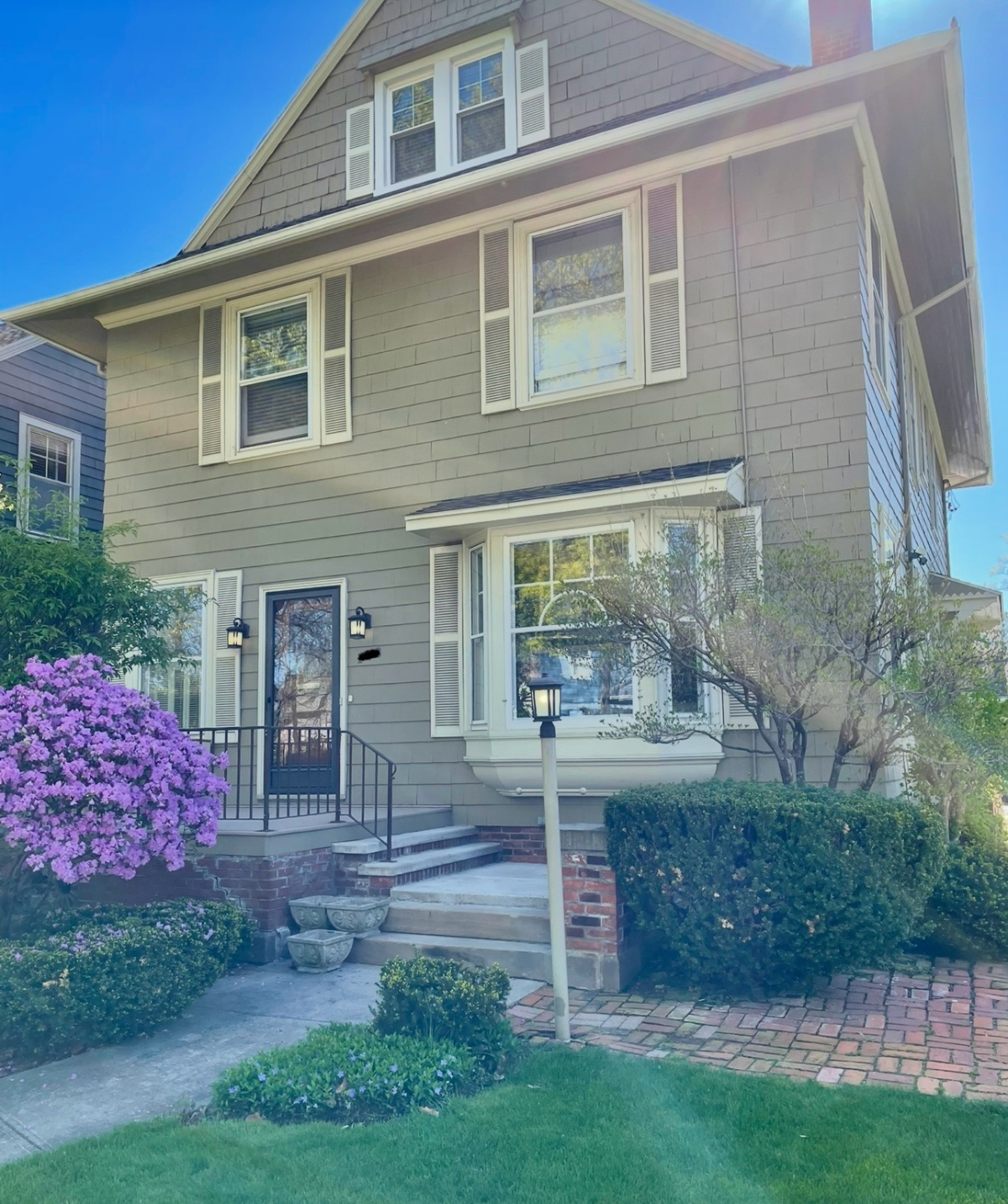 1 BDRM Park Ave Apartment (Separate Unit/Entrance) - Photo 10
