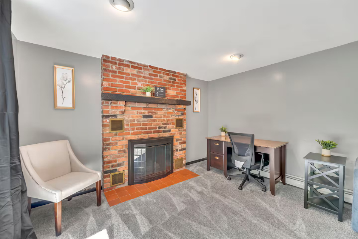 Hamburg 2BR with Free Parking, 9 Min to Highmark Stadium & Ford Plant - Photo 7