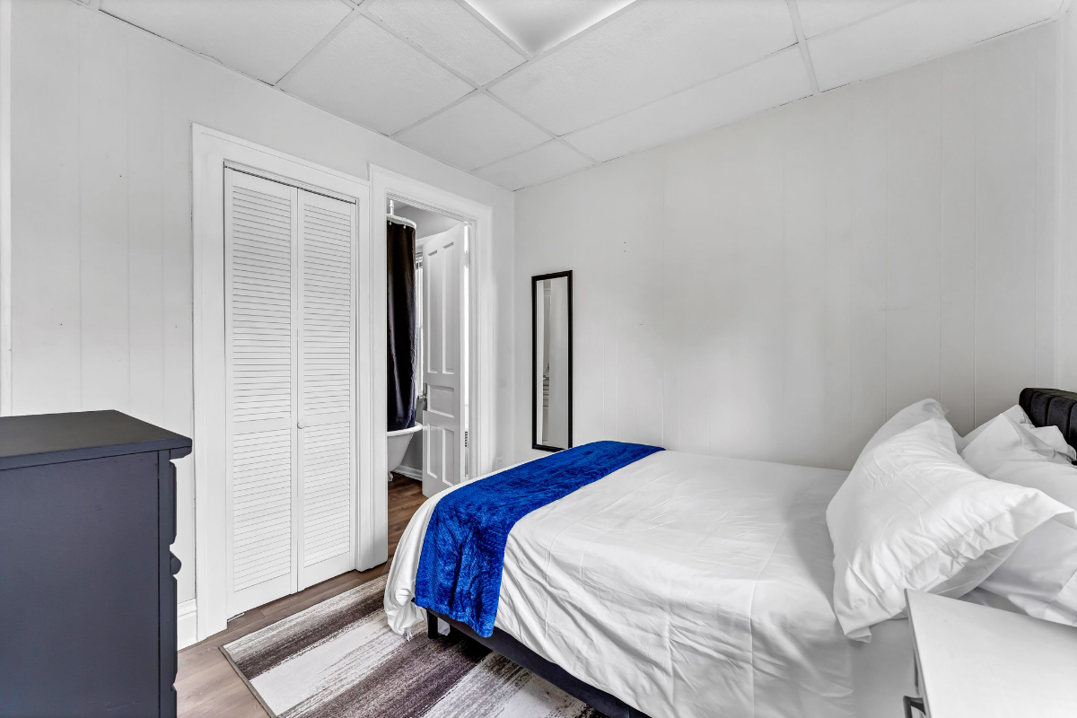 Village of Hamburg 1BR, Free Parking, Walk to Shops, Near Stadium - Photo 4