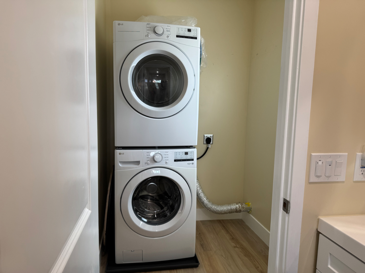 SAN DIEGO, MIRA MESA - RECENTLY CONSTRUCTED APARTMENT - Photo 3
