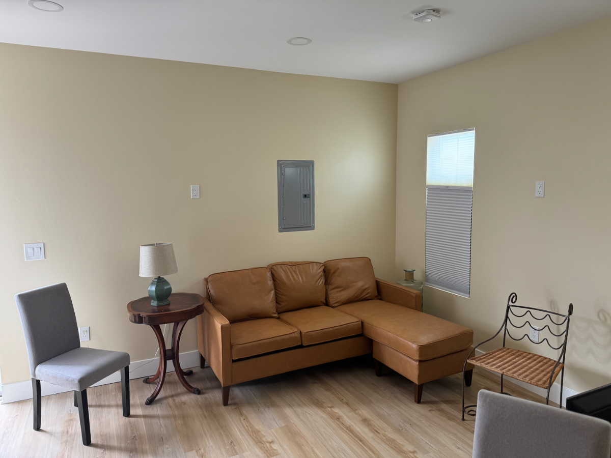 SAN DIEGO, MIRA MESA - RECENTLY CONSTRUCTED APARTMENT - Photo 5