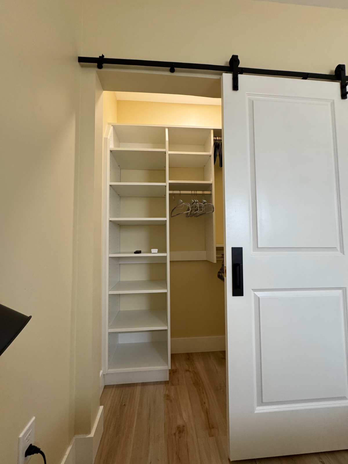 SAN DIEGO, MIRA MESA - RECENTLY CONSTRUCTED APARTMENT - Photo 6
