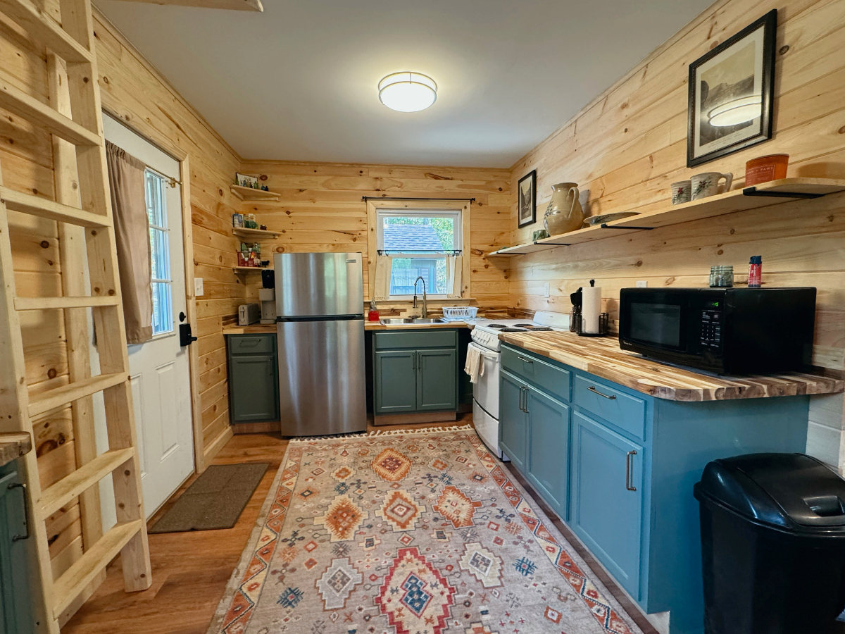 Peaceful Little Cabin (Standalone, Private, Pet Friendly) - Photo 3
