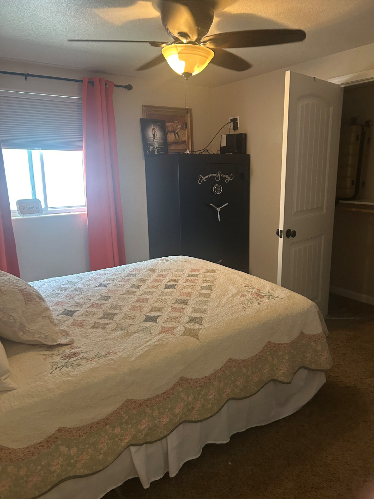 Private Room for Rent in a Quiet Home on the Edge of Town (Gillette, WY) - Photo 3