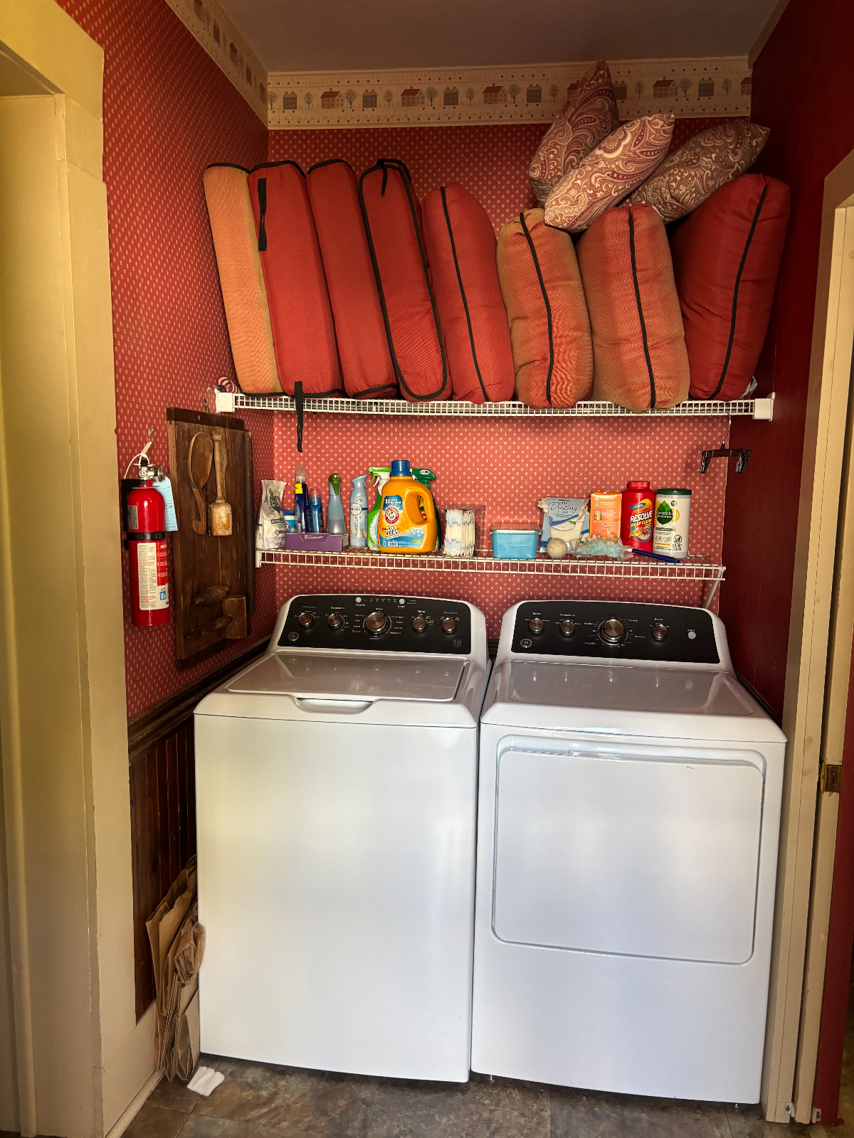 Spacious Apartment at 502 South Main Street - Photo 12