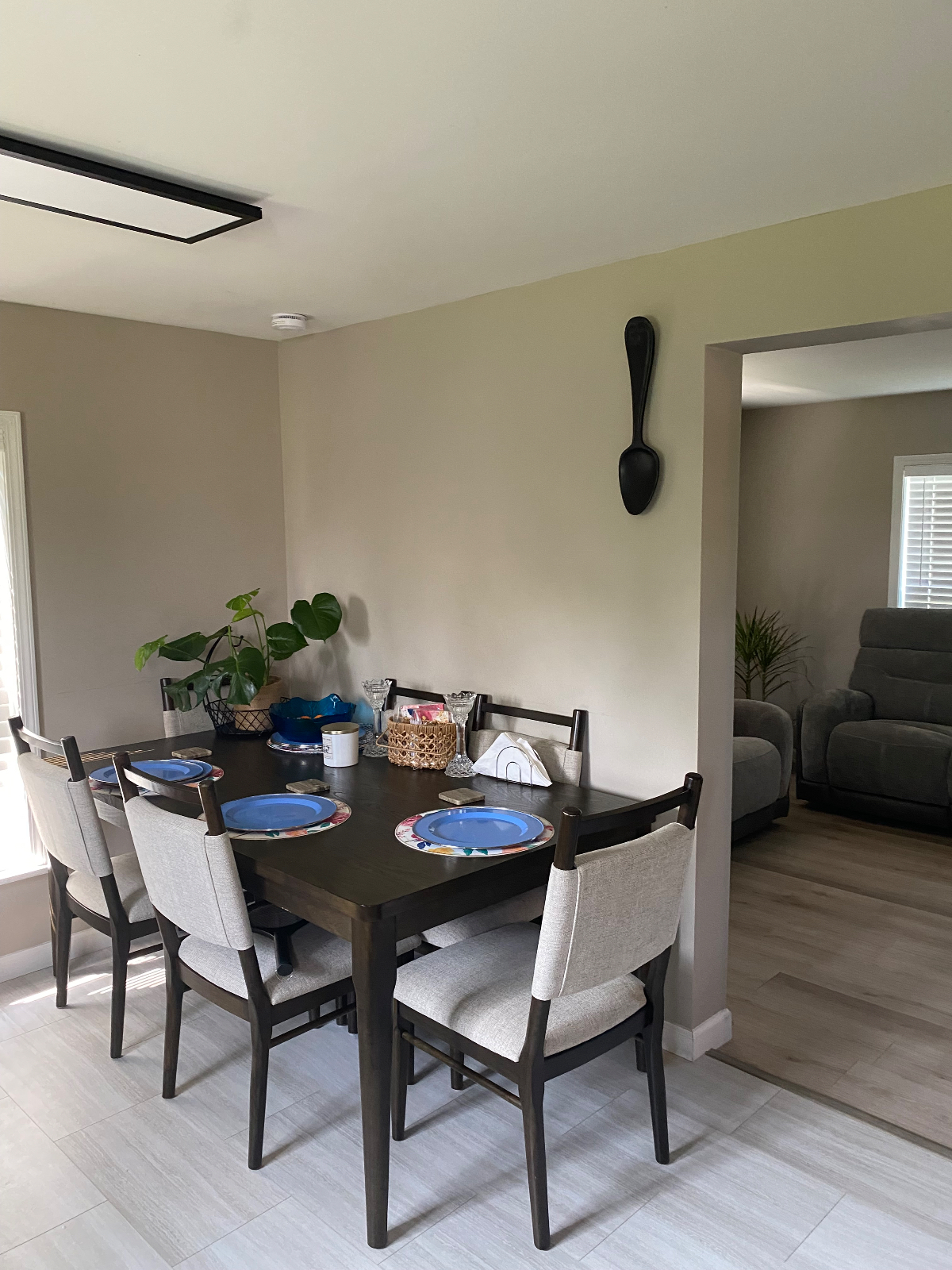 Fully furnished room close  to hospital state park shopping areas - Photo 8