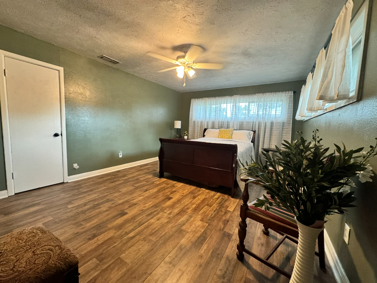 3 Bedroom/2Bath fully furnished house in Lubbock - Photo 7