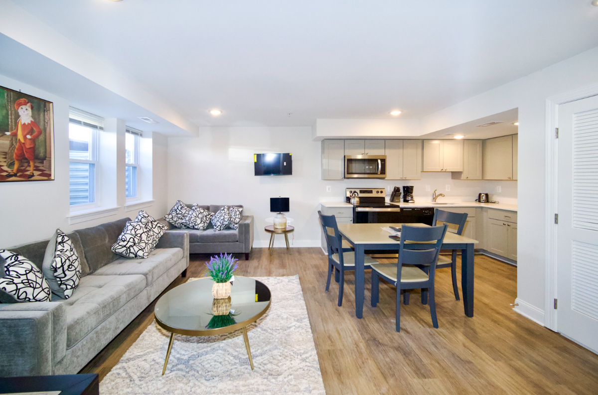 Modern, Comfortable Apartments with All the Essentials--Steps from the Metro Apt C06 - Photo 2