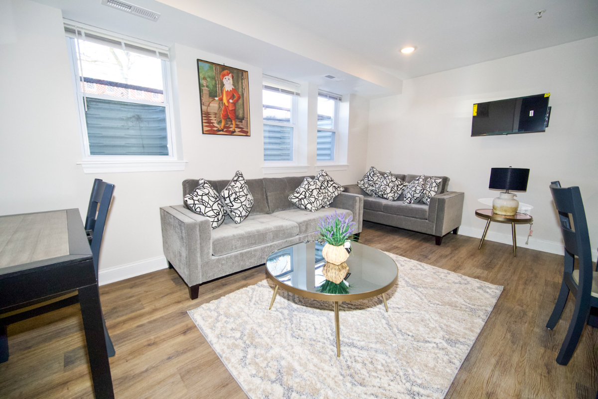 Modern, Comfortable Apartments with All the Essentials--Steps from the Metro Apt C06 - Photo 3