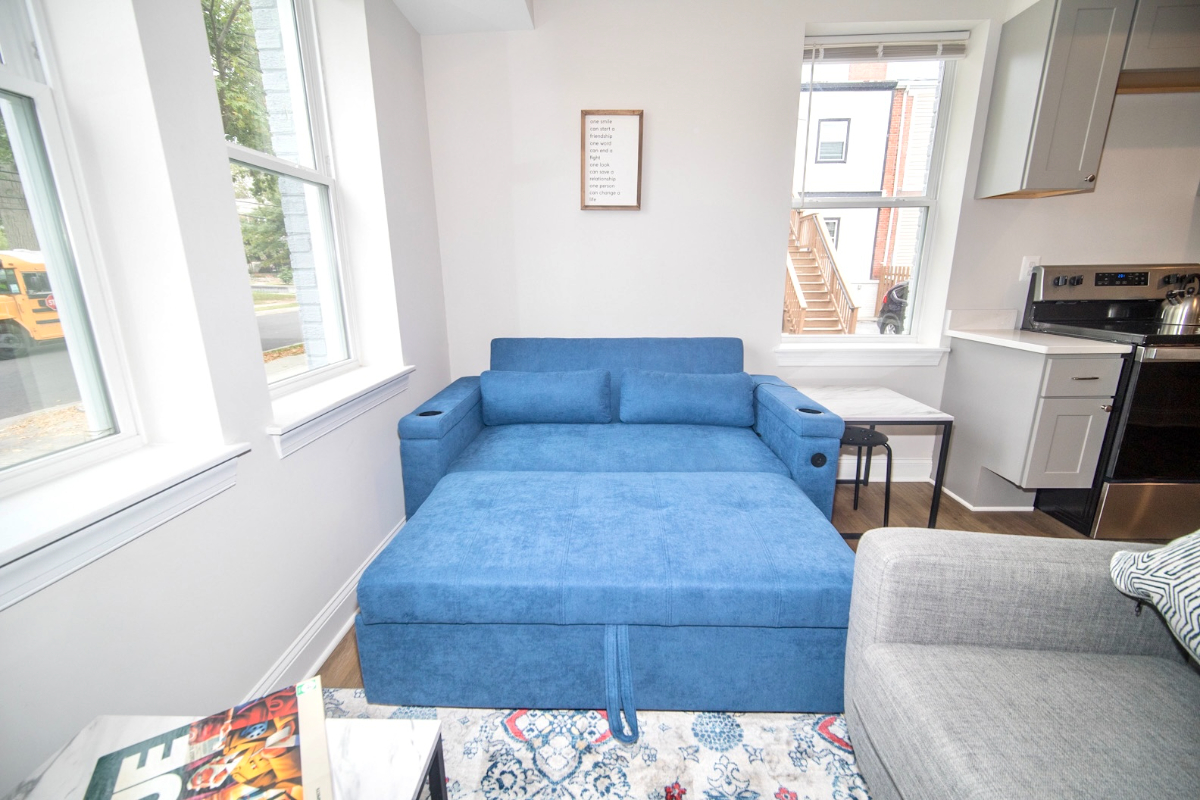 Modern, Comfortable Apartments with All the Essentials--Steps from the Metro Apt C06 - Photo 4