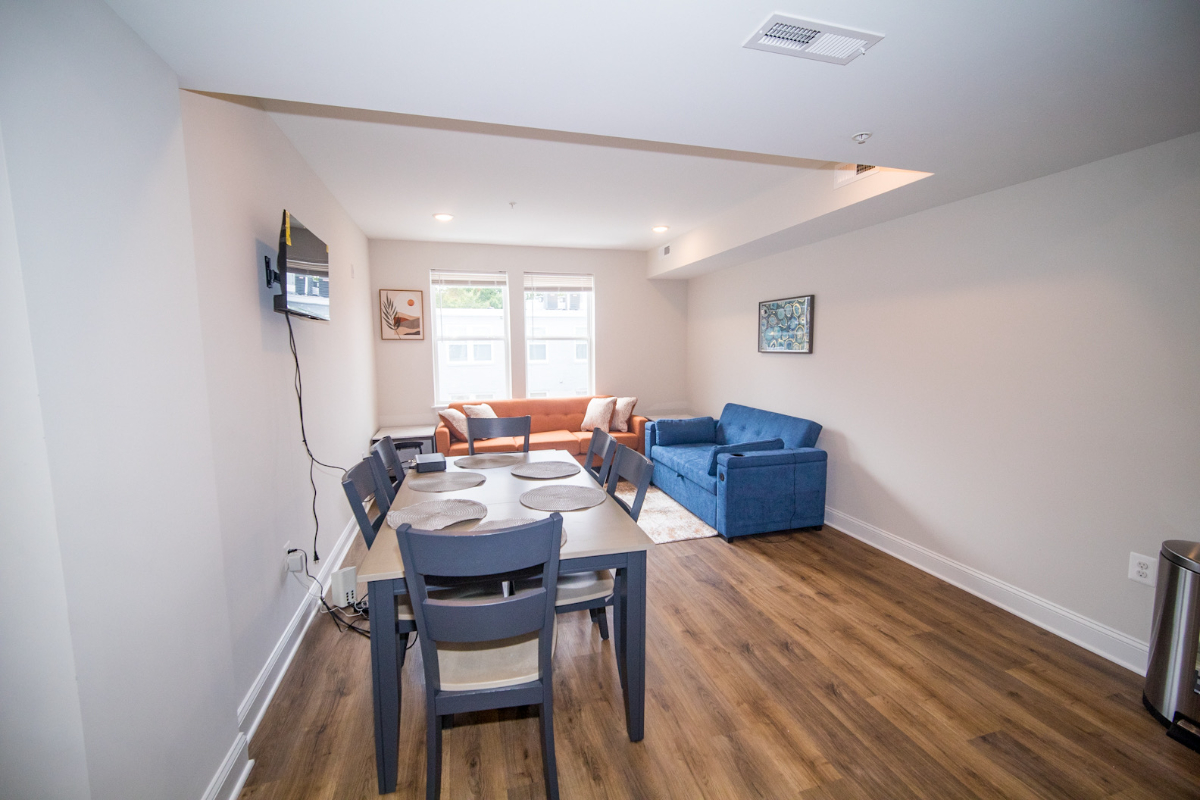 Modern, Comfortable Apartments with All the Essentials--Steps from the Metro Apt C06 - Photo 5
