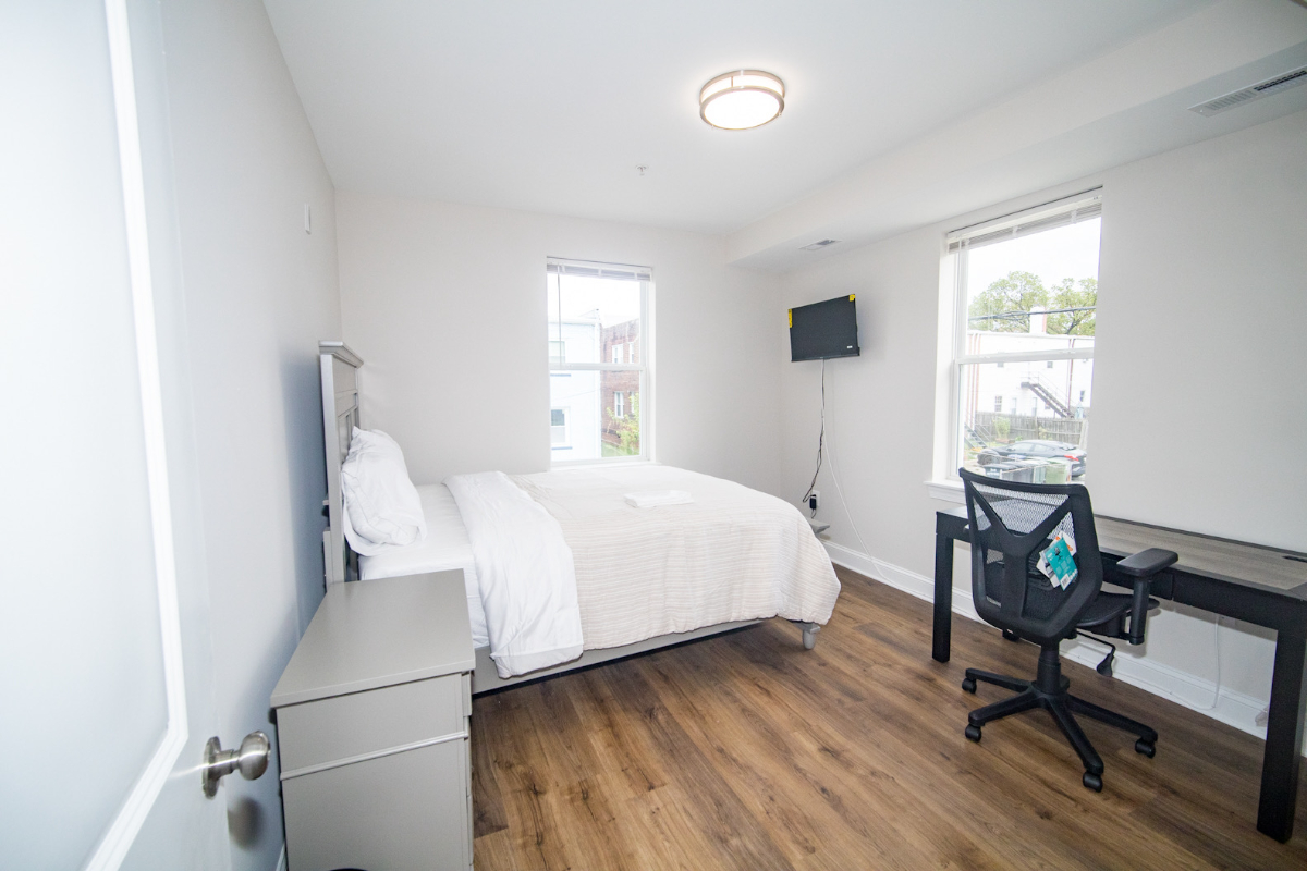 Modern, Comfortable Apartments with All the Essentials--Steps from the Metro Apt C06 - Photo 8