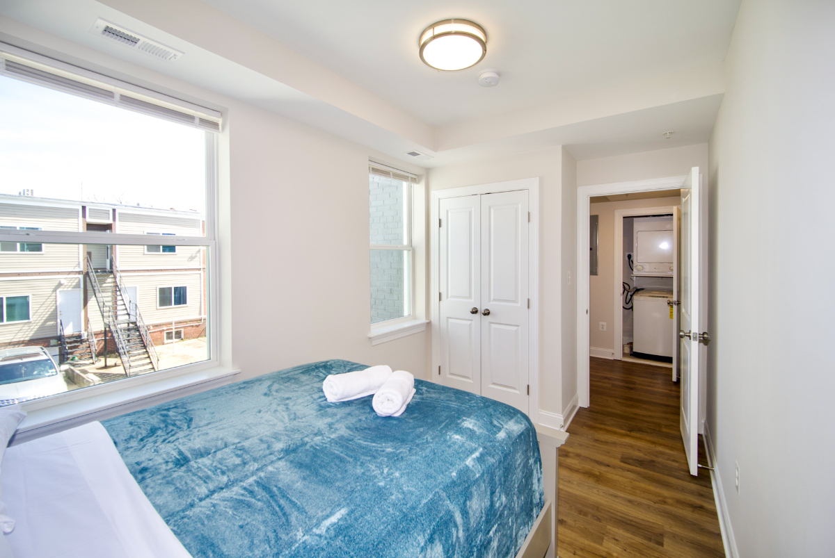 Modern, Comfortable Apartments with All the Essentials--Steps from the Metro Apt C06 - Photo 9